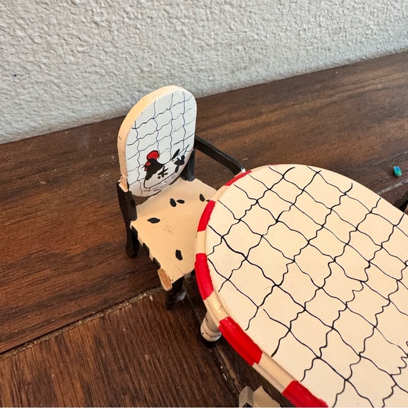 Vintage dollhouse furniture chicken hand painted table and chairs - Picture 2 of 9